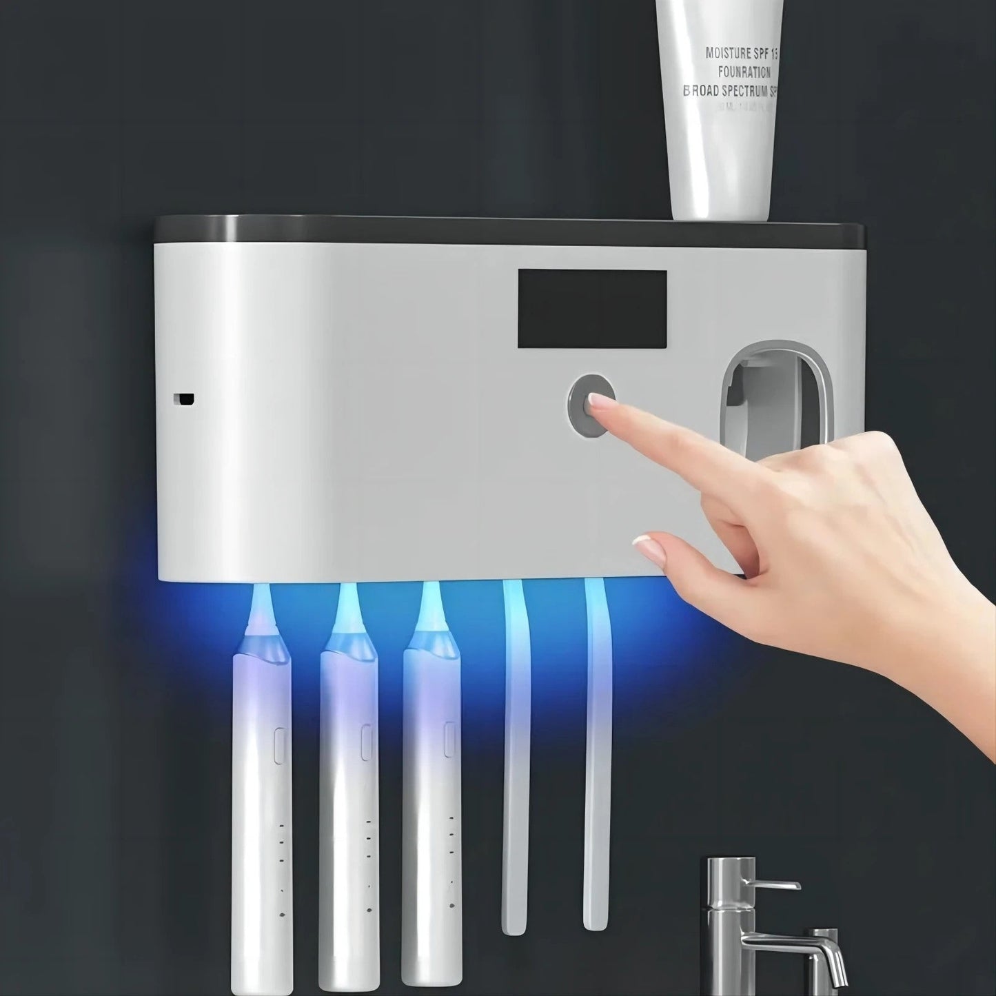 NoriNova - SmartTooth | Smart toothbrush holder with UV treatment